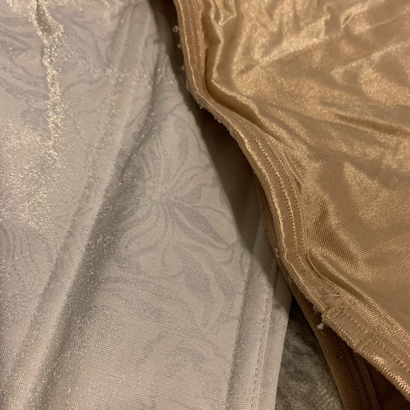 Tummy Tucker - Picture 3 of 7